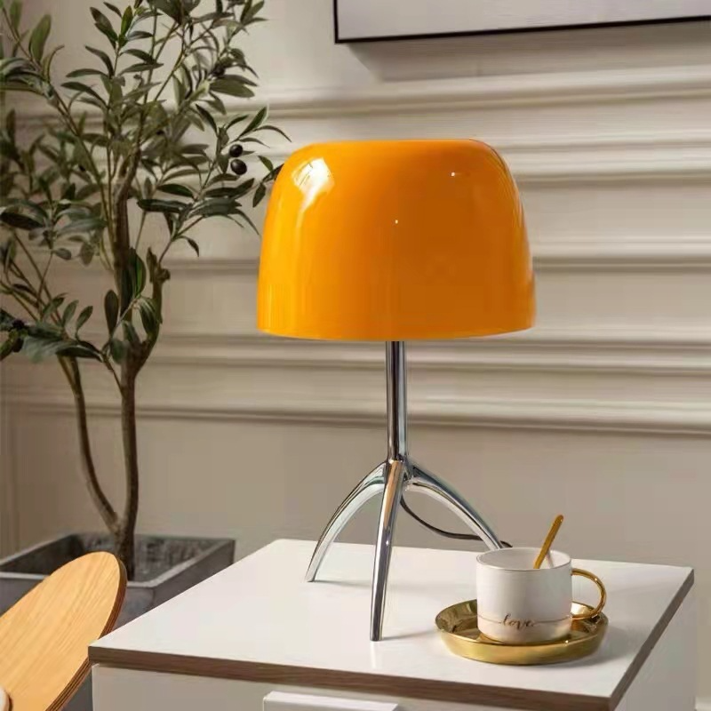 Vintage Copper Table Lamp: Retro